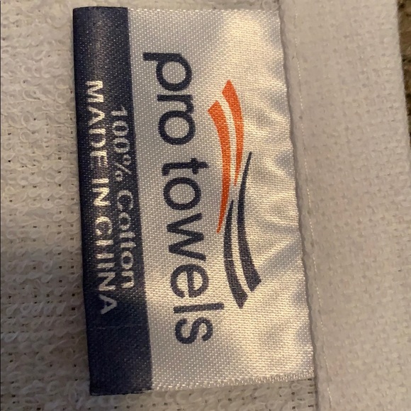 NFL Pro Bowl Towel - SUPER RARE - Picture 3 of 6